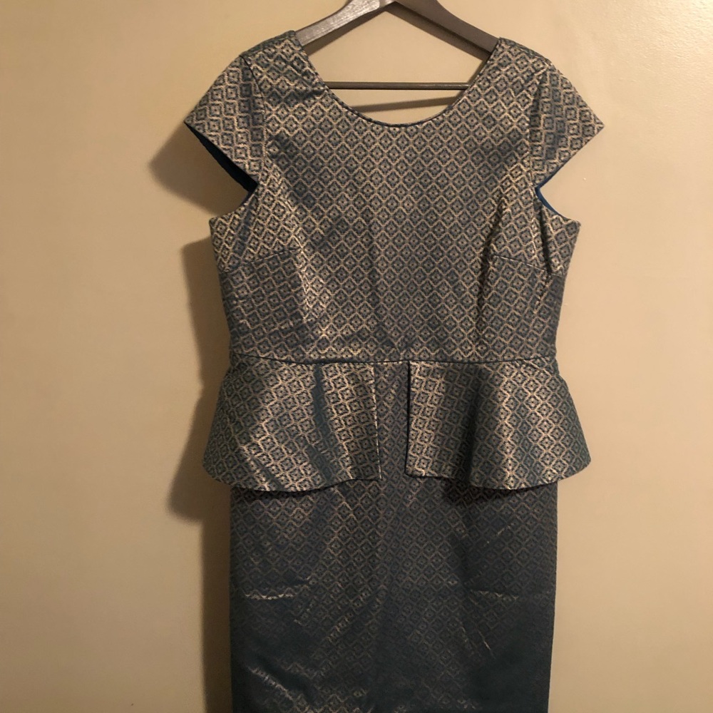 Worthington Fitted Peplum Dress